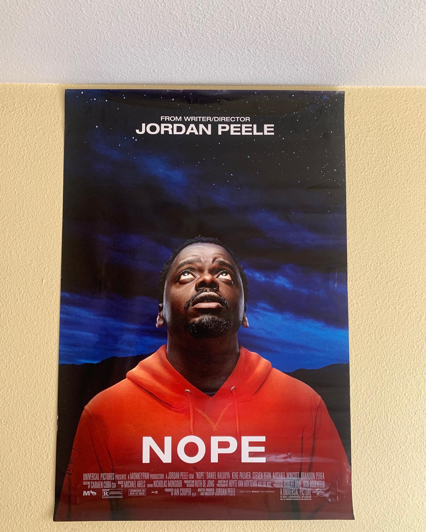 Jordan Peele’s ‘Nope’ is a well-made film that falls short even with stunningly handsome Daniel Kaluuya and laugh-out-loud Keke Palmer. Link in our bio. 

By: Raven Linton 
Photo by: Steffi Puerto

#Nope #JordanPeele #KekePalmer #DanielKaluuya #MovieReview #Movie